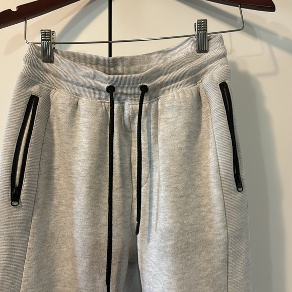 West 49 sweatpants with pockets. - Picture 2 of 4
